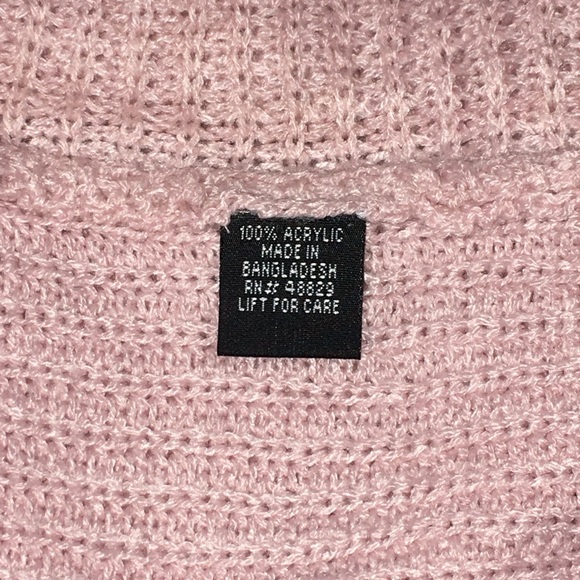 Love by Marcy Pink Twist Front Faux Pearl V-Neck Lightweight Sweater Women’s 1X - Picture 10 of 12